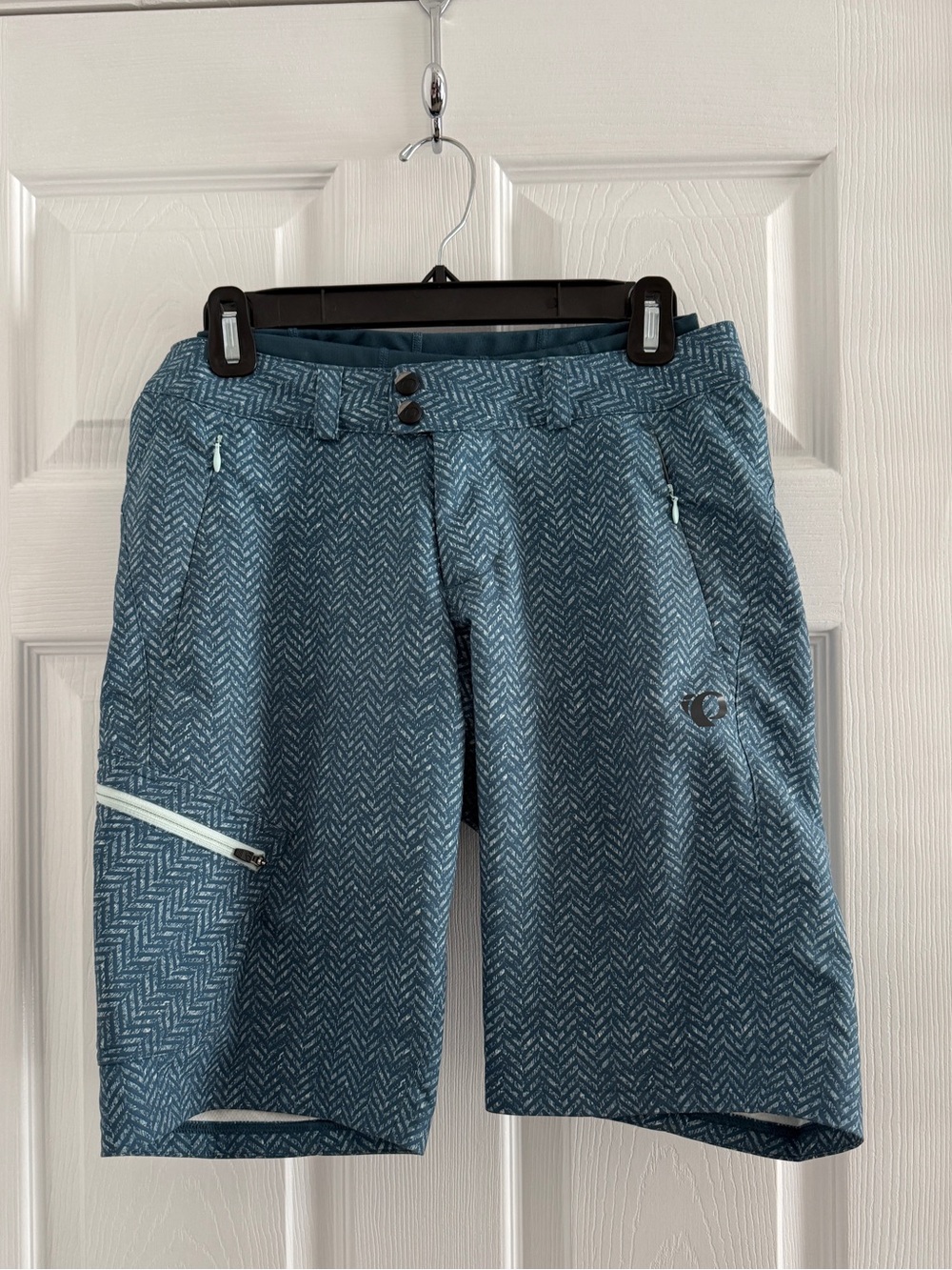 Pearl Izumi Cycling Shorts + Liner - Picture 2 of 16
